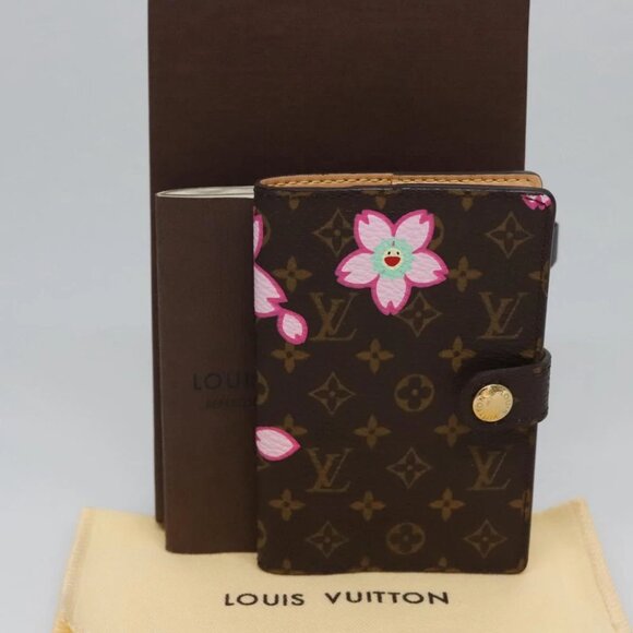 LOUIS VUITTON Cherry Blossom Agenda Mini Day Planner Cover - Picture 2 of 16